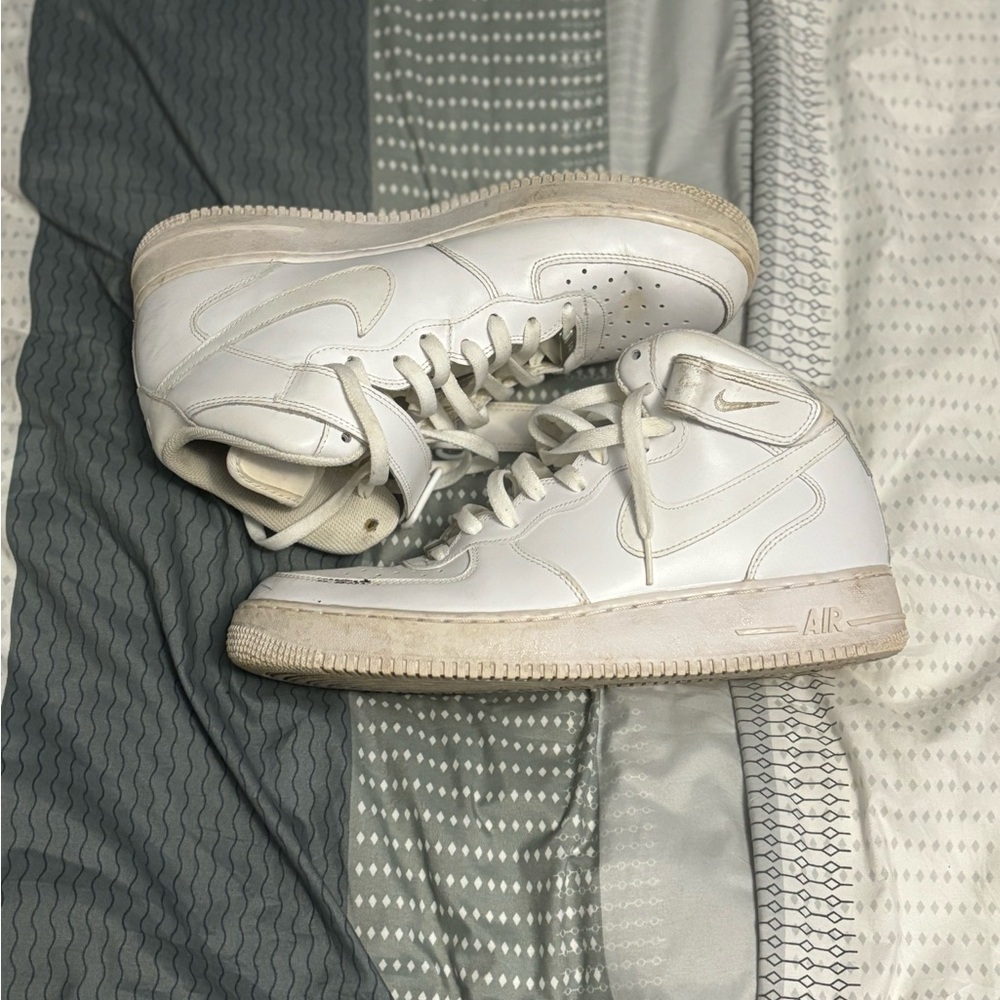 Nike airforce 1 high tops!